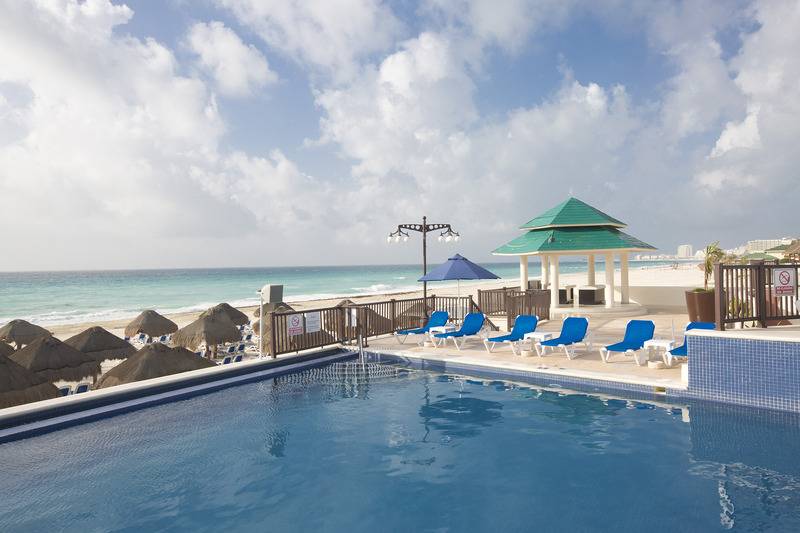 Seadust Cancun Family Resort  All Inclusive