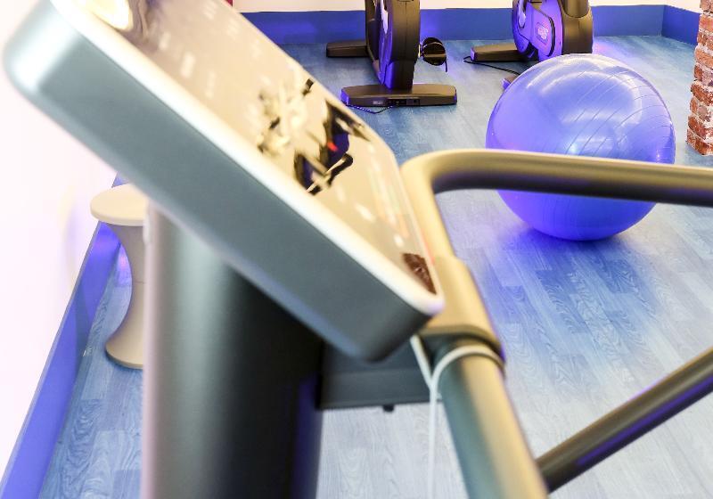 Vintage Paris Gare Du Nord By Hiphophostels