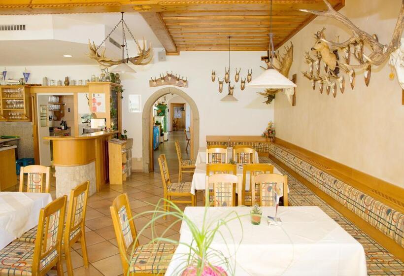 Gasthof   Landhotel Ernst