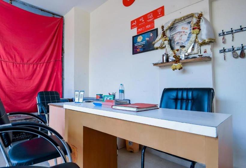 فندق Oyo 69608 Vishwakarma Niwas Service Apartment