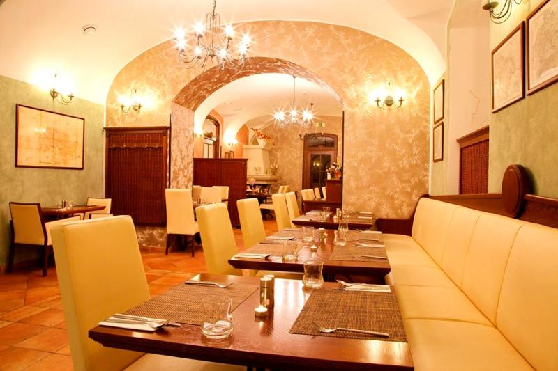 酒店 Zamek Berchtold
