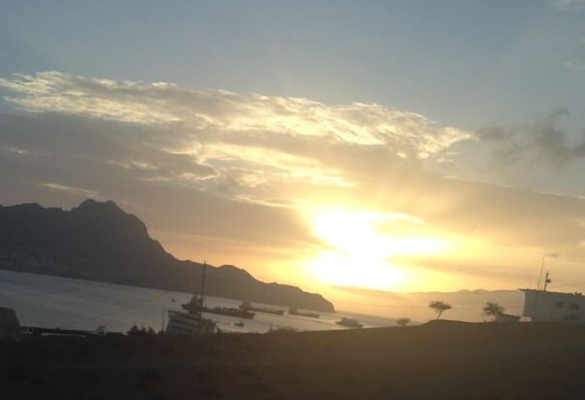 مبيت وإفطار Residencial Beleza Monte