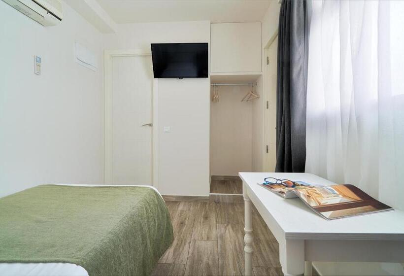 Hostal Sol Y Miel