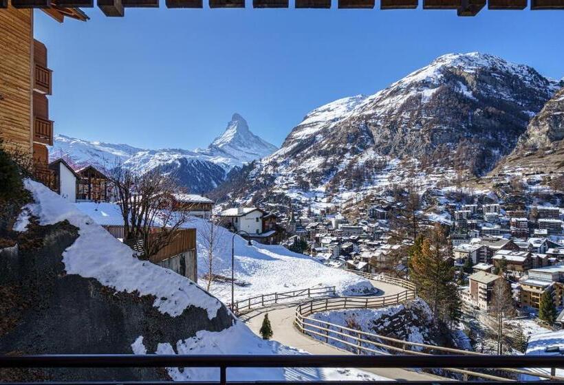 هتل Alpenroyal