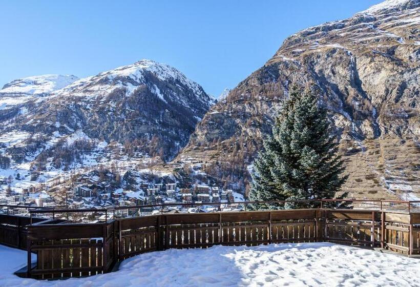 هتل Alpenroyal