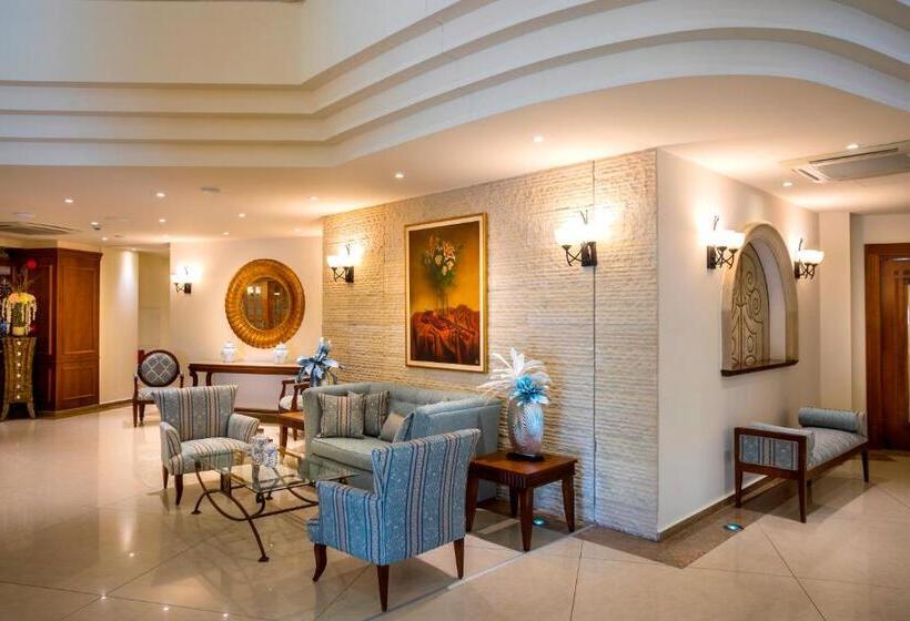 Aquamare Beach Hotel & Spa