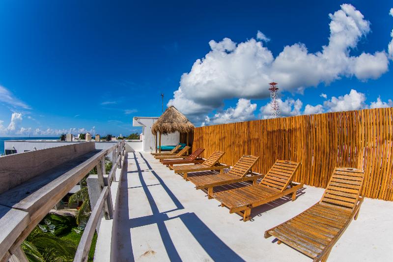 هتل & Beach Club Ojo De Agua