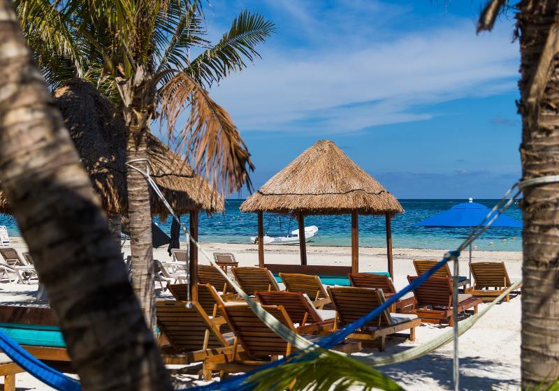 هتل & Beach Club Ojo De Agua