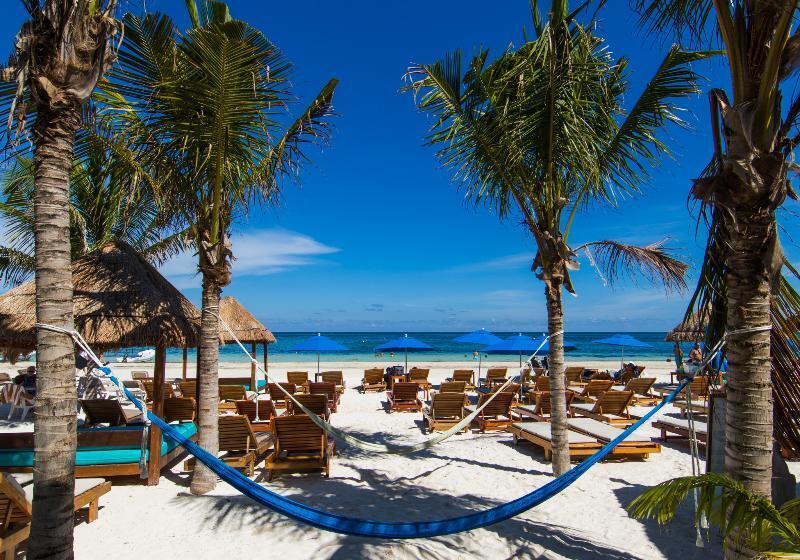 هتل & Beach Club Ojo De Agua