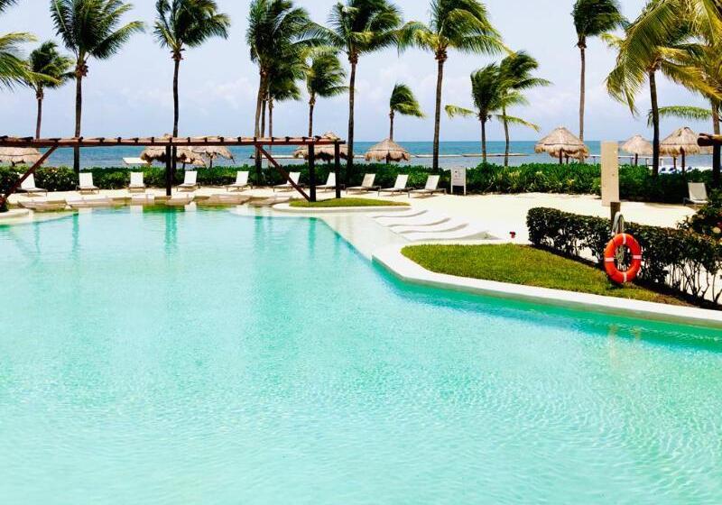 هتل Bluebay Grand Esmeralda - All Inclusive