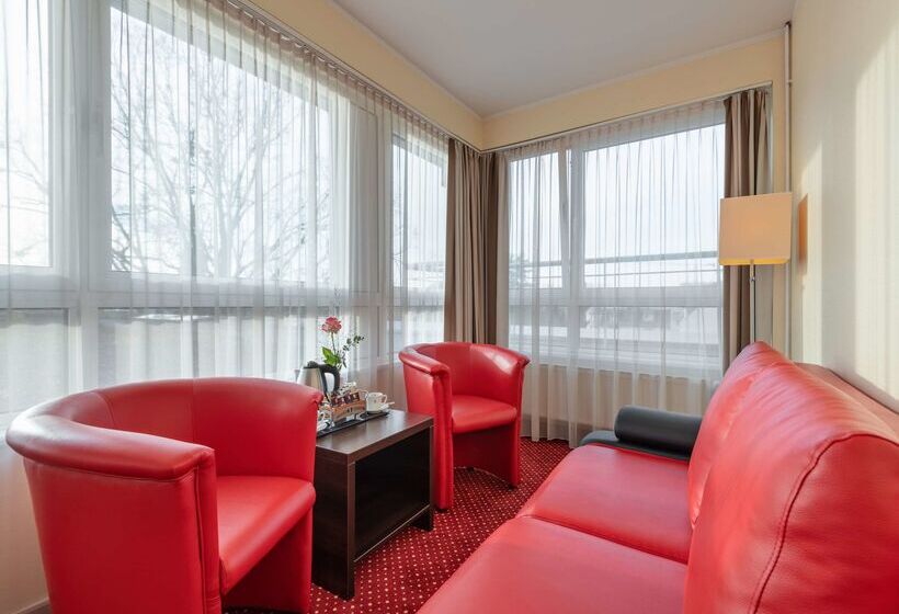 Fotos del hotel Azimut  City South Berlin:  8