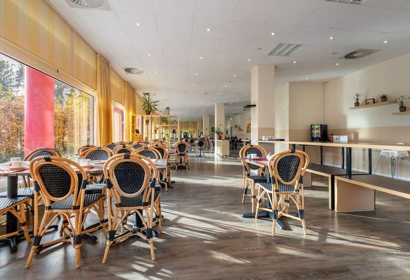 Fotos del hotel Azimut  City South Berlin:  14