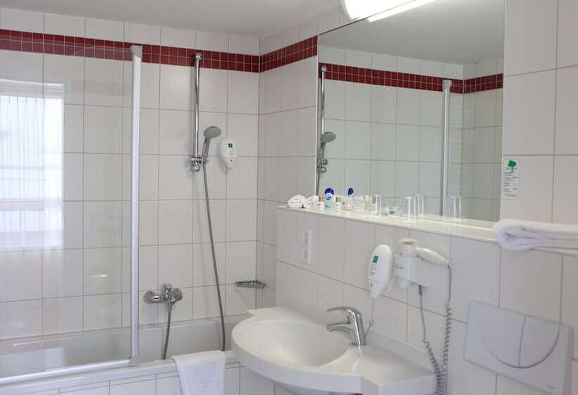 Fotos del hotel Azimut  City South Berlin:  29