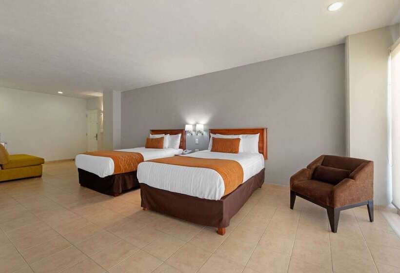 Hotel Comfort Inn Monterrey Valle