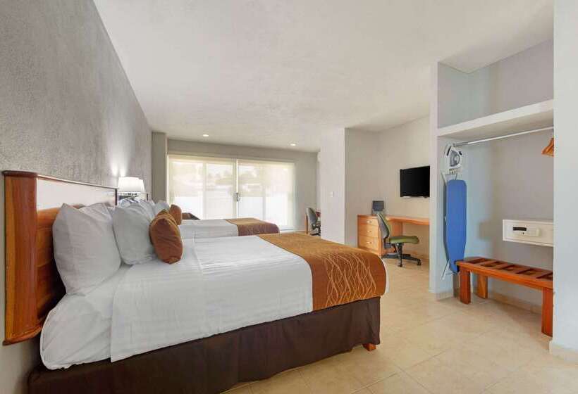 Hotel Comfort Inn Monterrey Valle