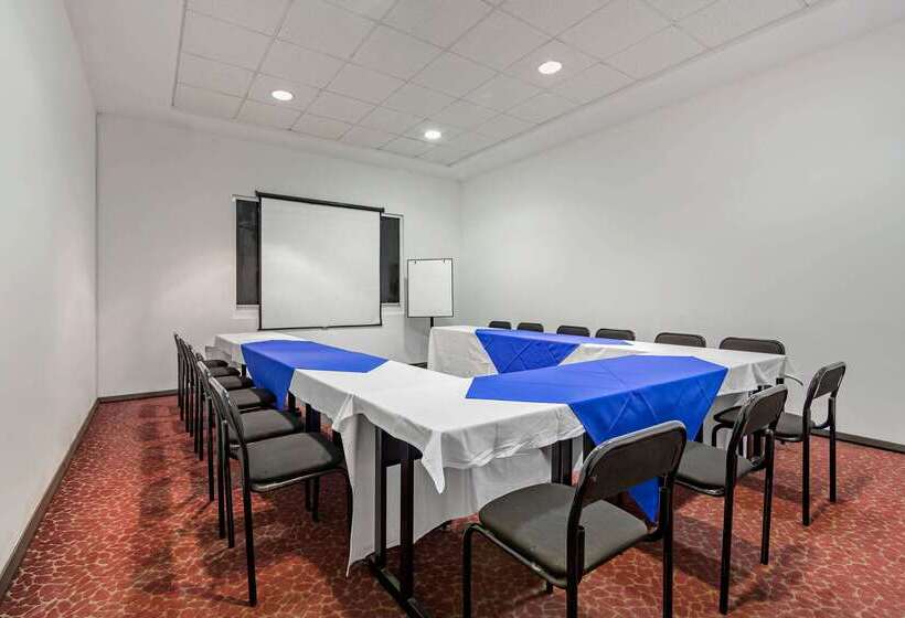 Fotos del hotel Comfort Inn Morelia:  60