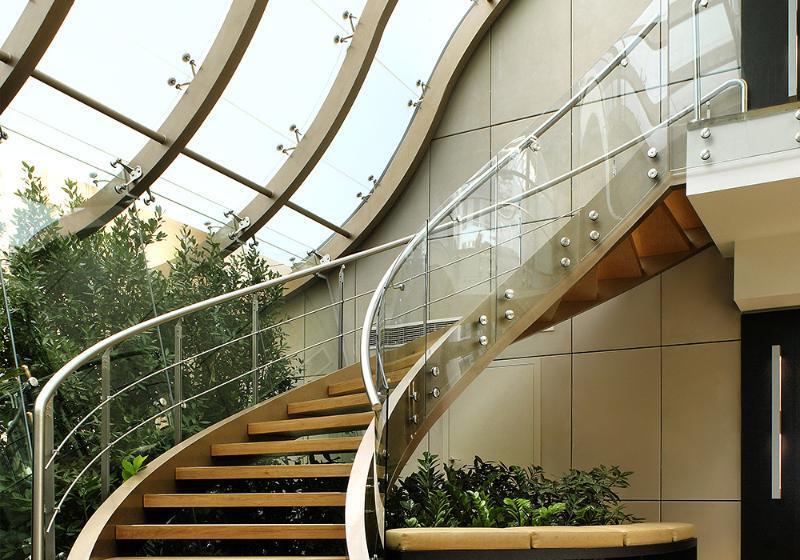 هتل Daios Luxury Living