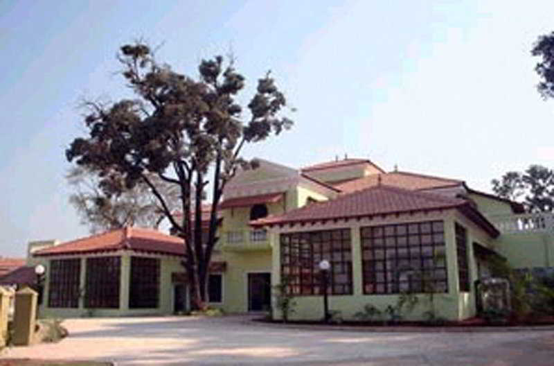 هتل Mercure Goa Devaaya Resort