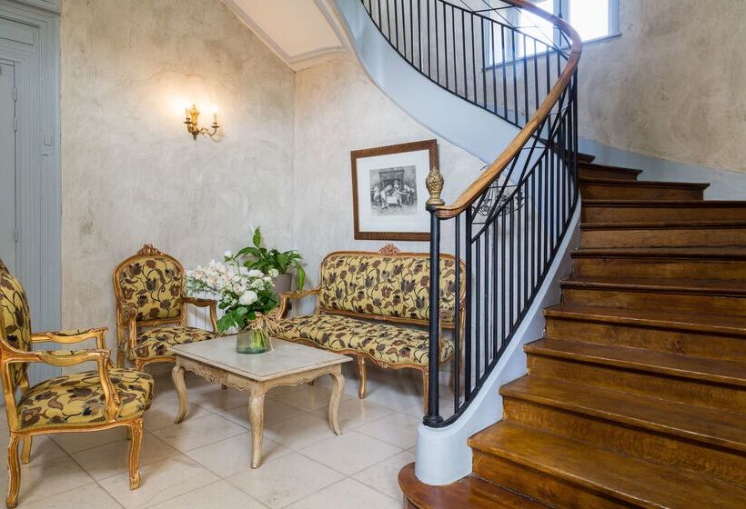 ホテル Hôtel & Spa Du Domaine Des Thômeaux, The Originals Relais