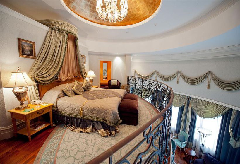 فندق Donbass Palace