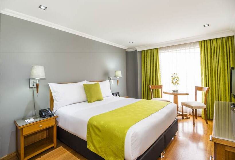 هتل Egina Bogota