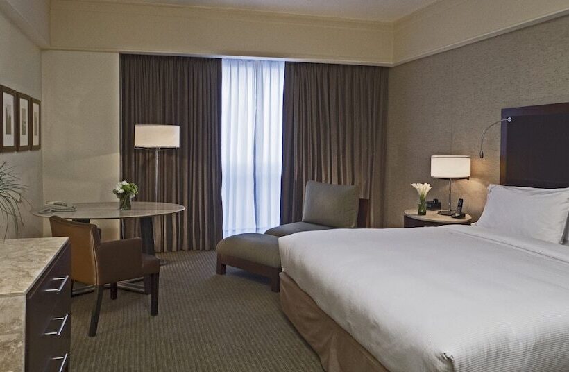 Отель Grand Fiesta Americana Queretaro