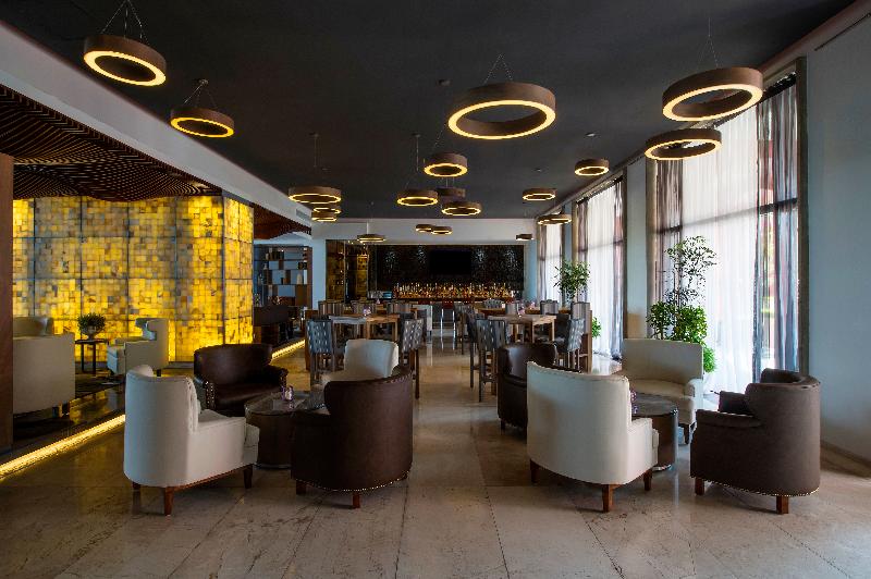 Отель Grand Fiesta Americana Queretaro