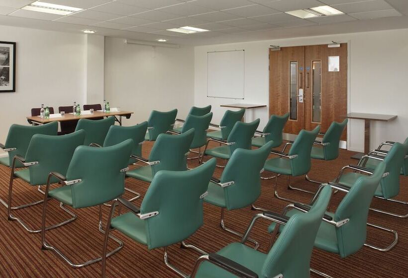 هتل Holiday Inn Express Ramsgate – Minster, An Ihg