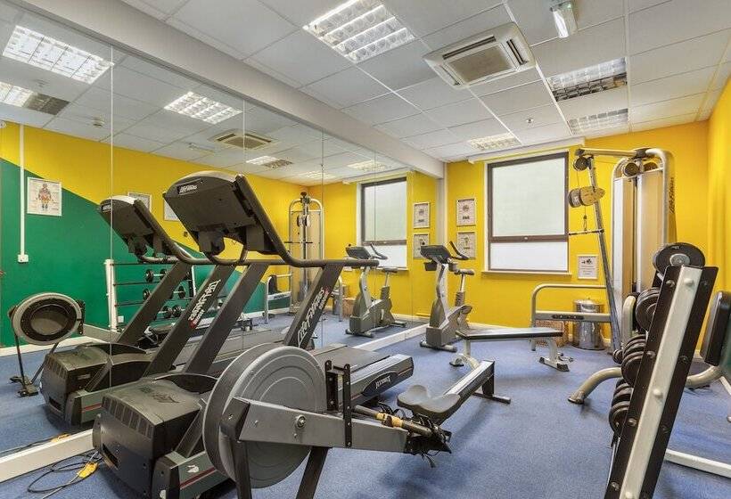 هتل Holiday Inn Leamington Spa   Warwick, An Ihg