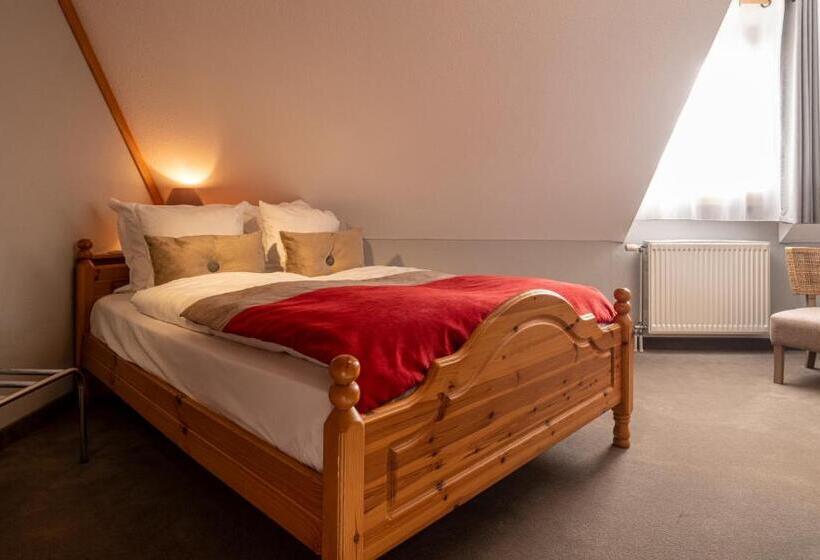 هتل James Vignoble Hôtel, Eguisheim
