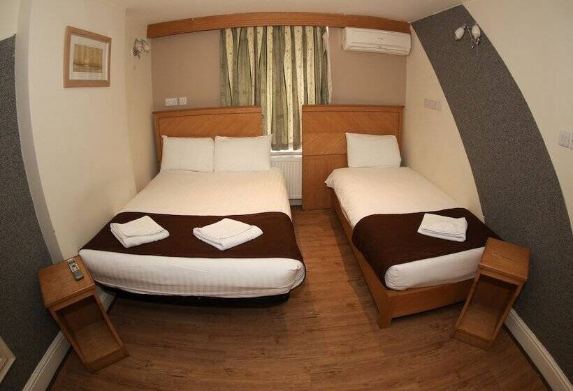 هتل Bob W Holland Park London