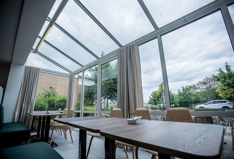 Fotos del hotel Kyriad Clermontferrandsud  La Pardieu:  2