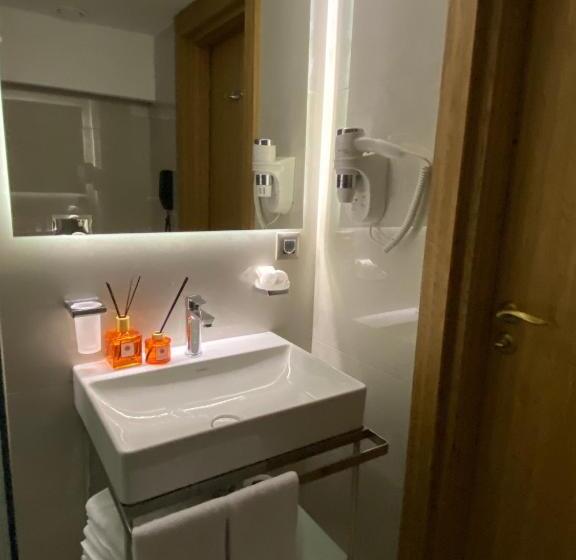 Fotos del hotel Lady Diana:  25