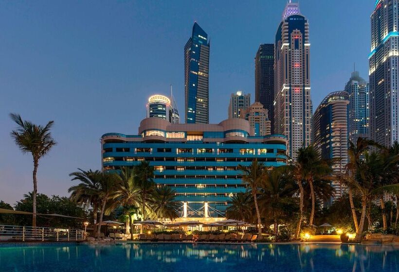 Le Meridien Mina Seyahi Beach Resort & Waterpark