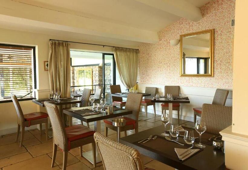 هتل Domaine De Saint Endréol Golf & Spa Resort