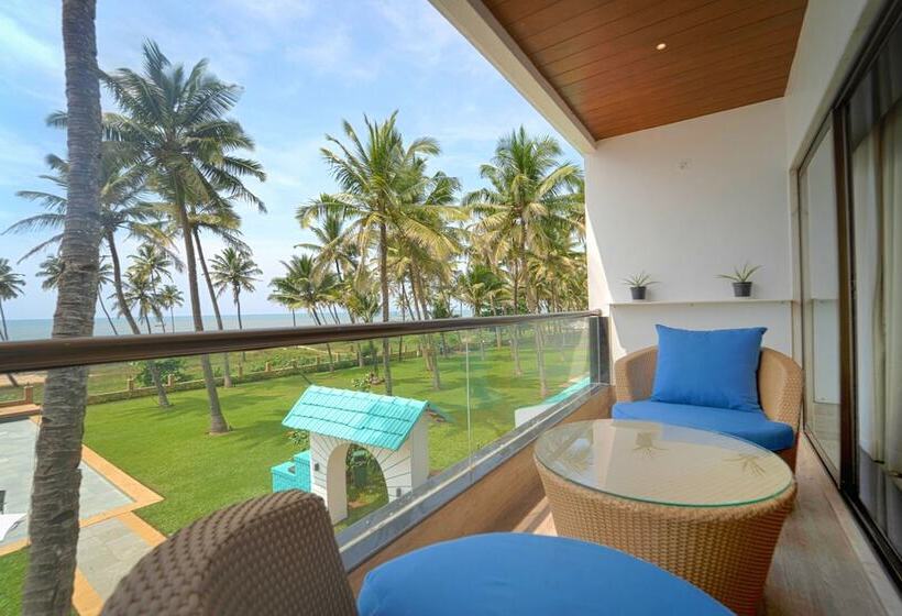 هتل Longuinhos Beach Resort