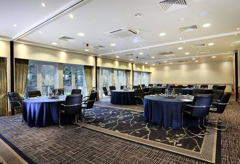 فندق Macdonald Crutherland House