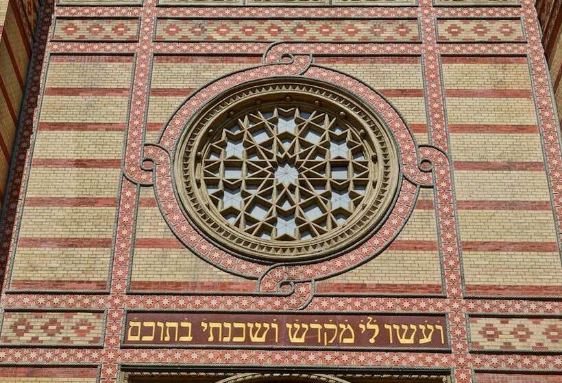 Fotos del hotel Mamaison Residence Izabella Budapest:  12