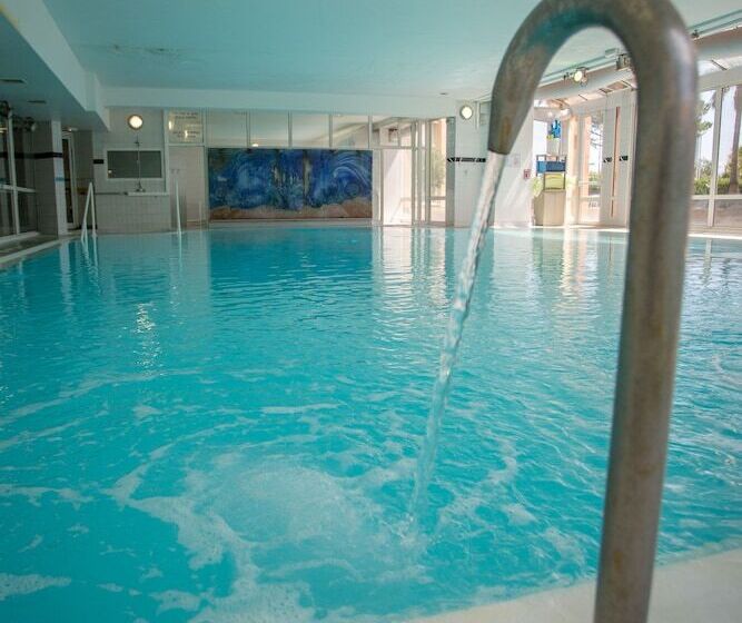 هتل Mercure Thalasso & Spa Port Frejus