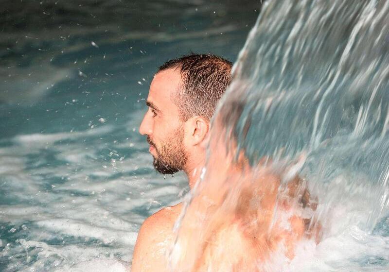 هتل Mercure Thalasso & Spa Port Frejus