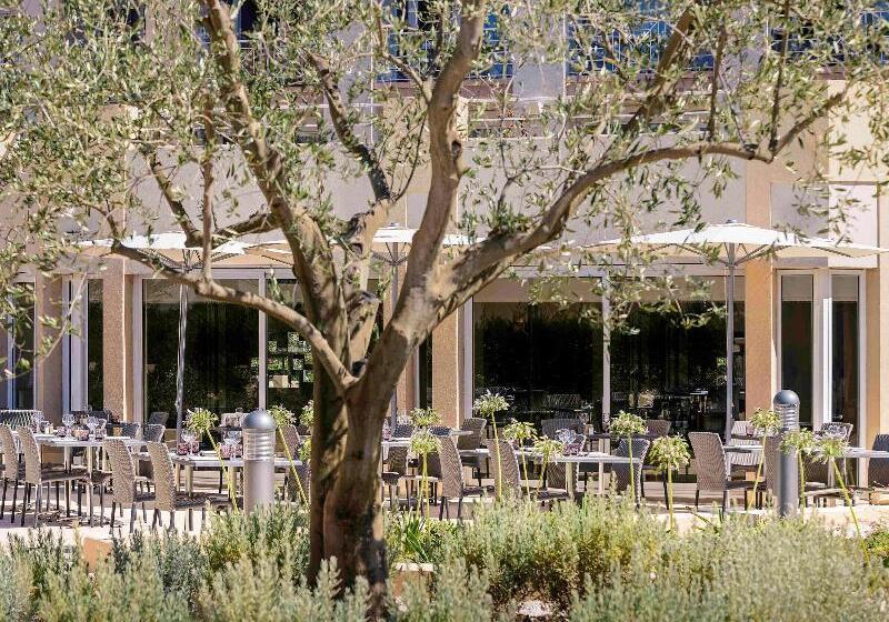 هتل Mercure Thalasso & Spa Port Frejus