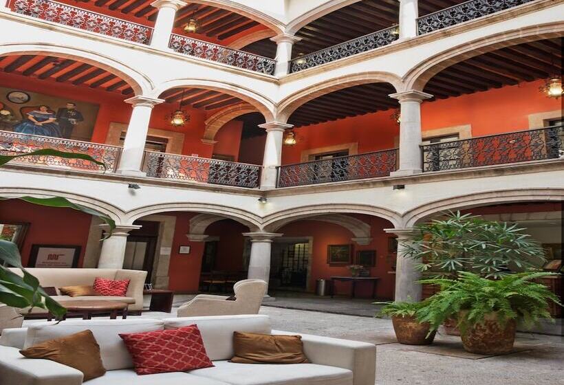 Hotel Mision Catedral Morelia