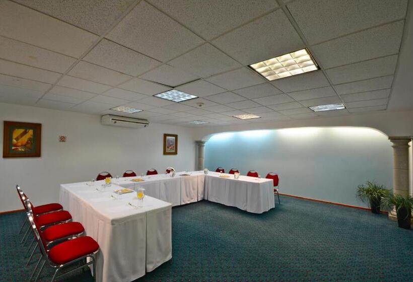 Fotos del hotel & Suites Pf:  43