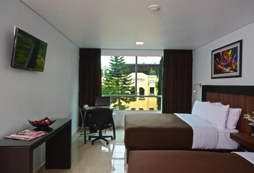 Fotos del hotel & Suites Pf:  2