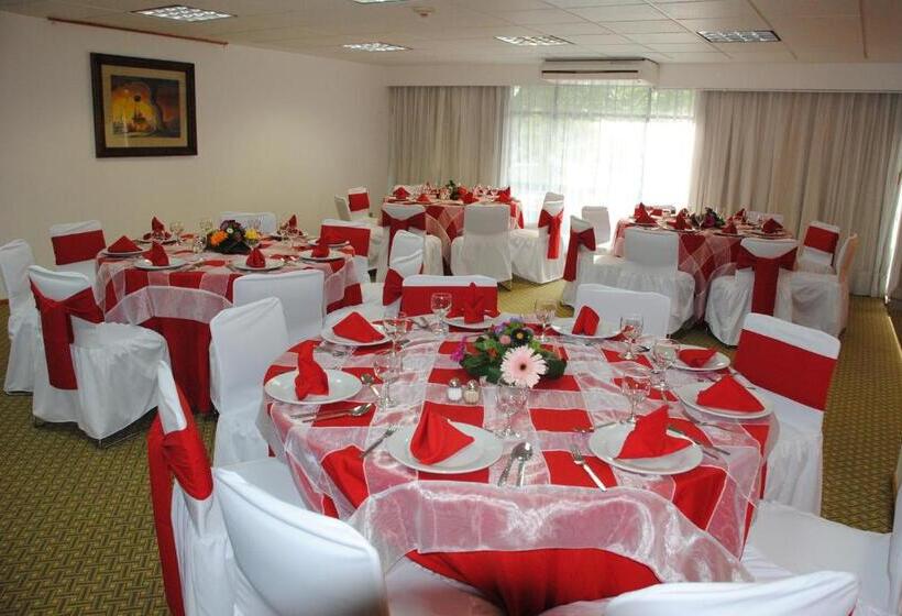 Fotos del hotel & Suites Pf:  8