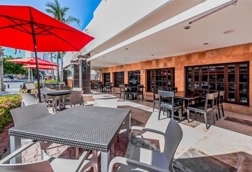 Fotos del hotel Quality Inn Mazatlan:  2