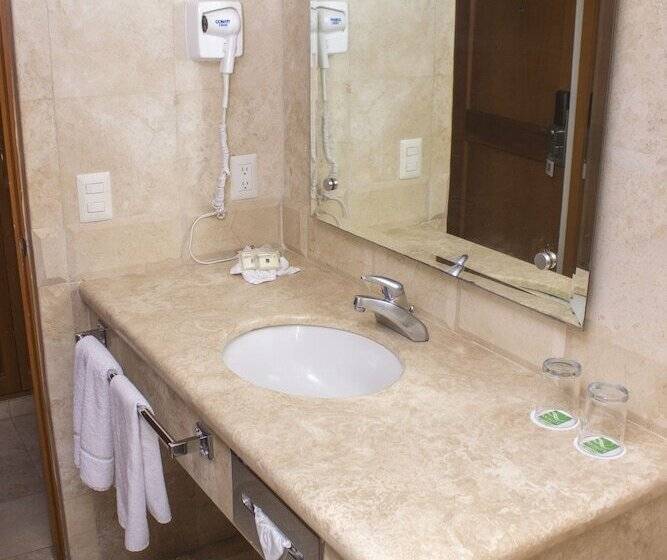Fotos del hotel Quality Inn Mazatlan:  6