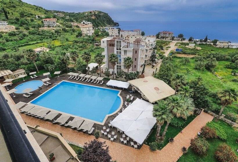 هتل Rapos Resort