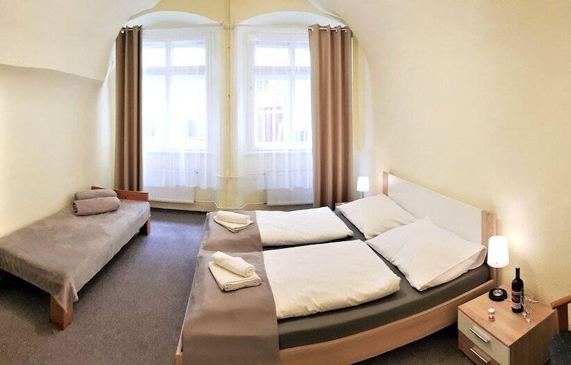 Fotos del hotel U Dvou Zlatych Klicu:  4