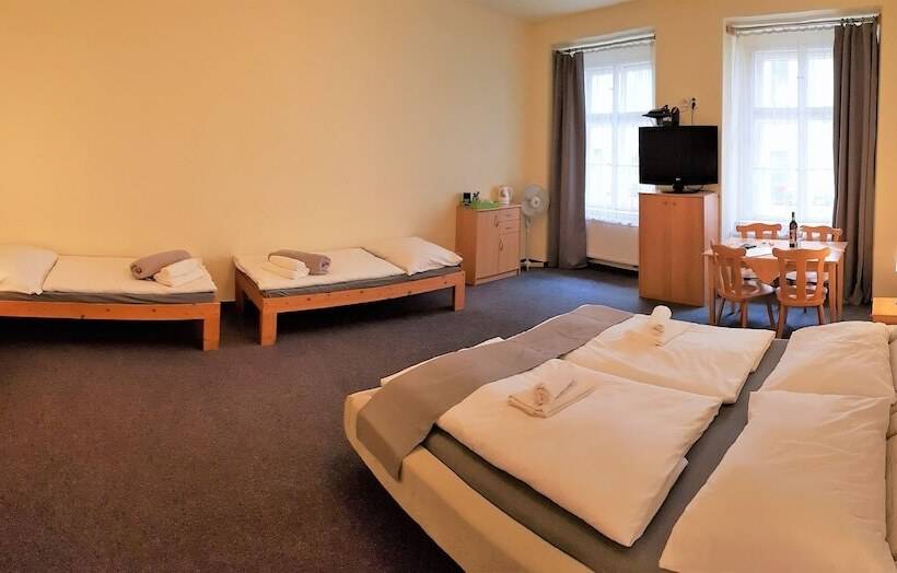 Fotos del hotel U Dvou Zlatych Klicu:  2